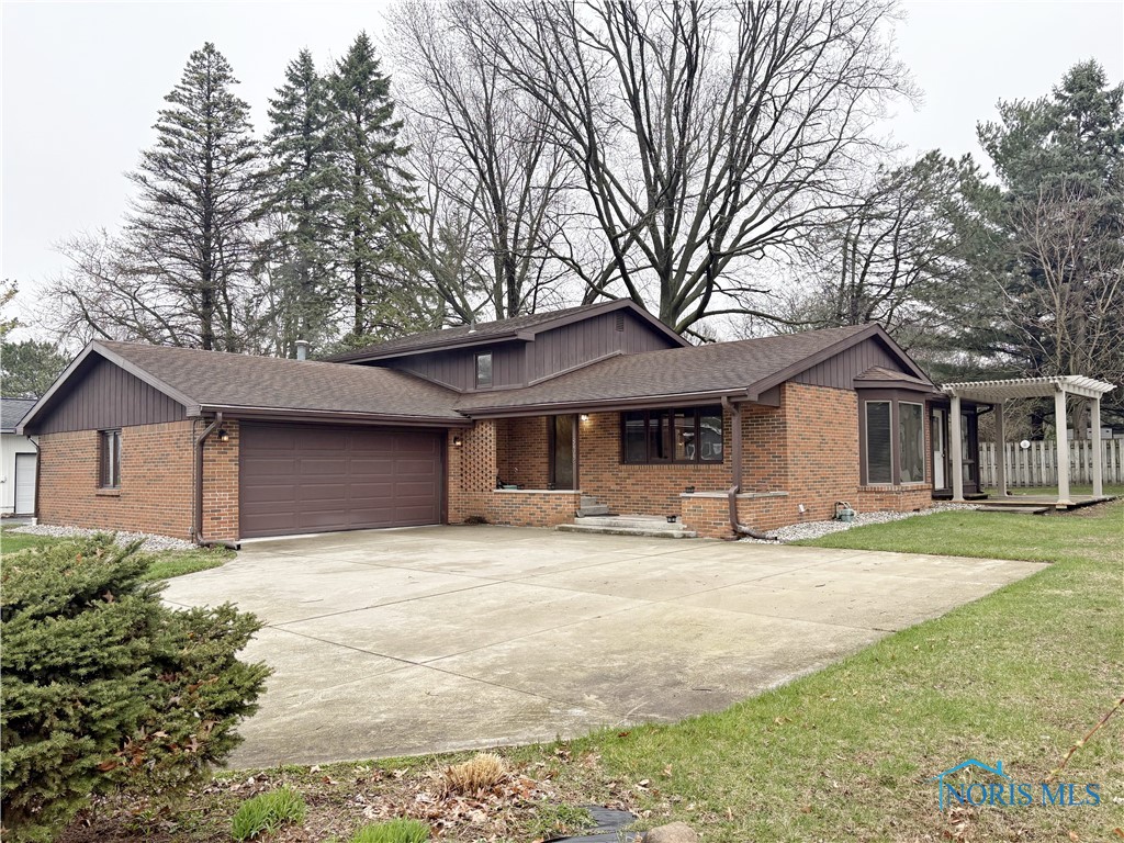 862 Ferndale Court, Bowling Green, Ohio image 1