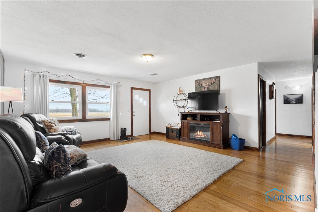 7502 Hicksville Edgerton Road, Hicksville, Ohio image 7