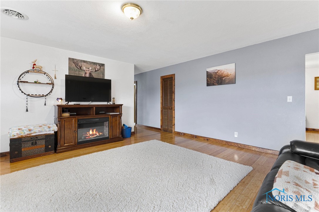 7502 Hicksville Edgerton Road, Hicksville, Ohio image 6