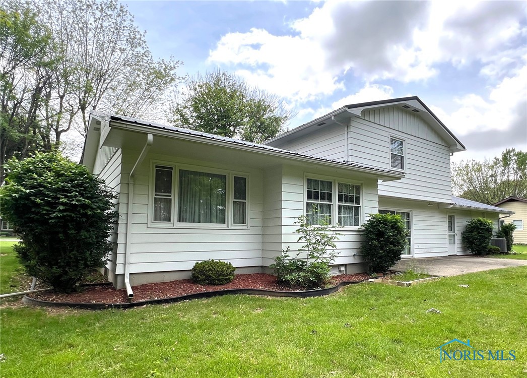 212 Duck Pond Road, Upper Sandusky, Ohio image 4