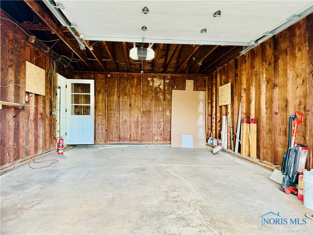 5929 Viramar Road, Toledo, Ohio image 22