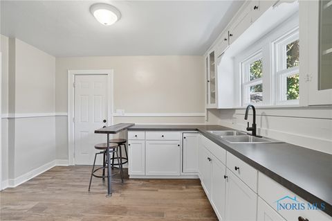 Tiny photo for 913 Coventry Avenue, Toledo, OH 43607 (MLS # 6135552)