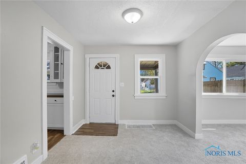 Tiny photo for 913 Coventry Avenue, Toledo, OH 43607 (MLS # 6135552)