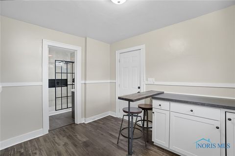 Tiny photo for 913 Coventry Avenue, Toledo, OH 43607 (MLS # 6135552)