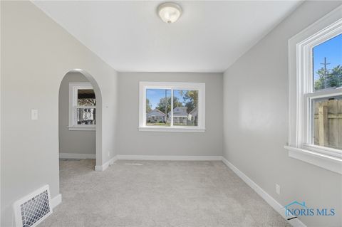 Tiny photo for 913 Coventry Avenue, Toledo, OH 43607 (MLS # 6135552)