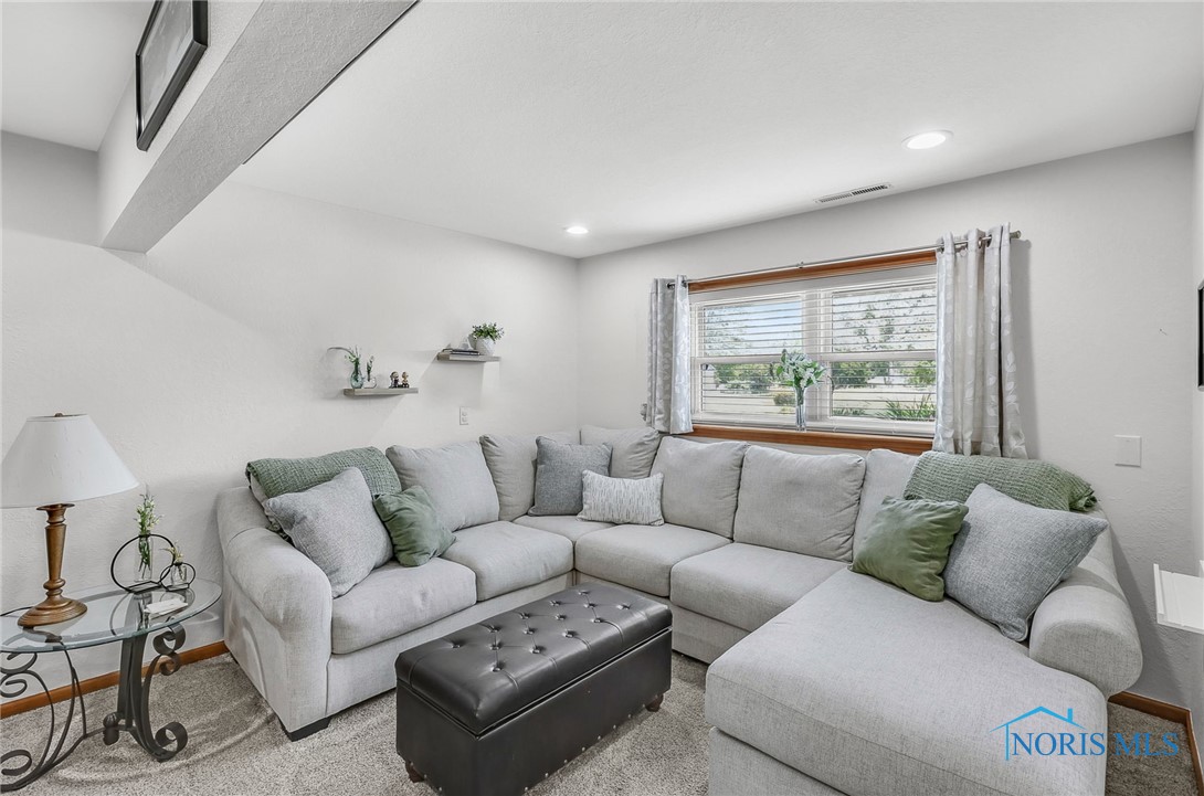 1796 Bucklew Drive, Toledo, Ohio image 34