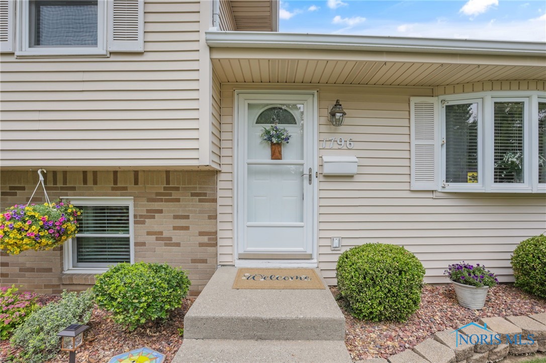 1796 Bucklew Drive, Toledo, Ohio image 4