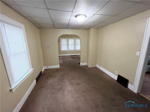 Tiny photo for 512 Woodsdale Avenue, Toledo, OH 43609 (MLS # 6136083)