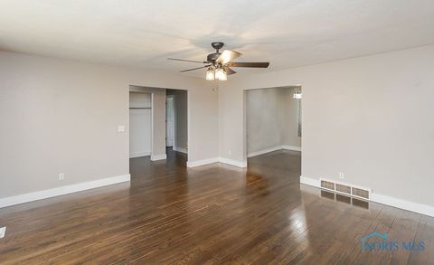 Tiny photo for 8550 Avenue Road, Perrysburg, OH 43551 (MLS # 6136937)