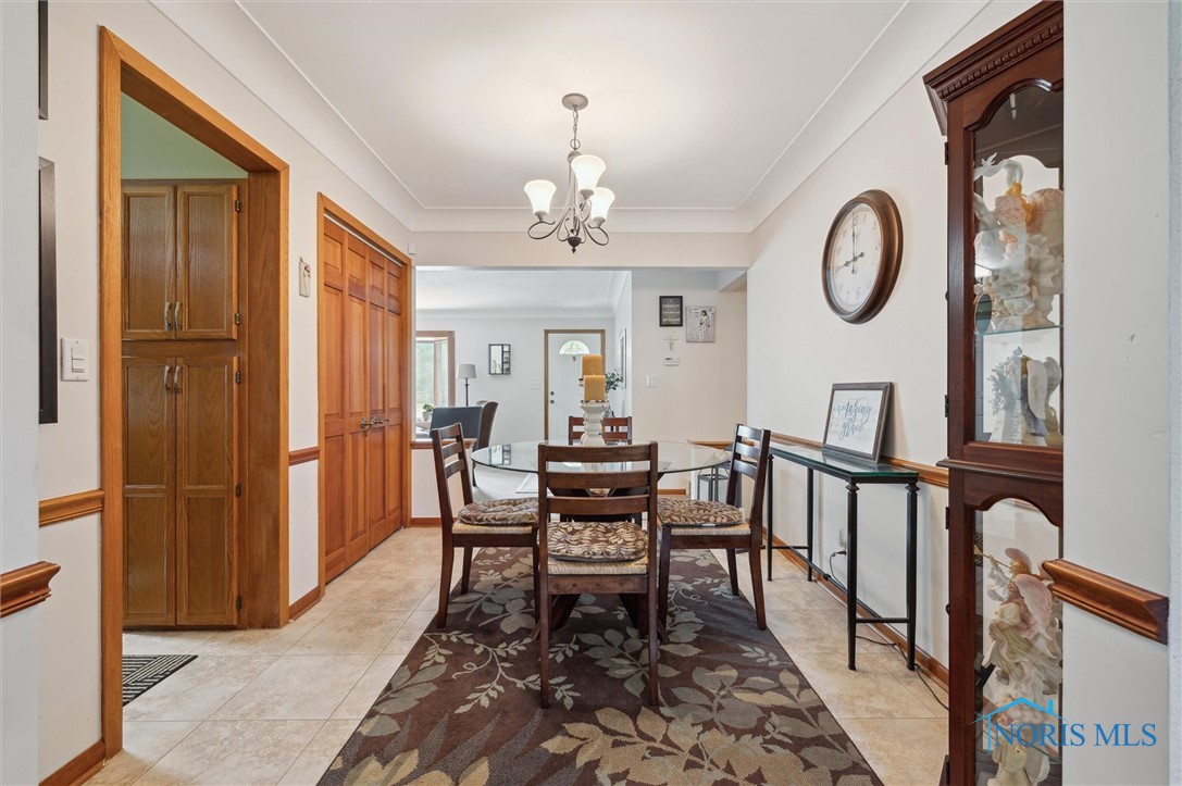 2340 Green Valley Drive, Toledo, Ohio image 11