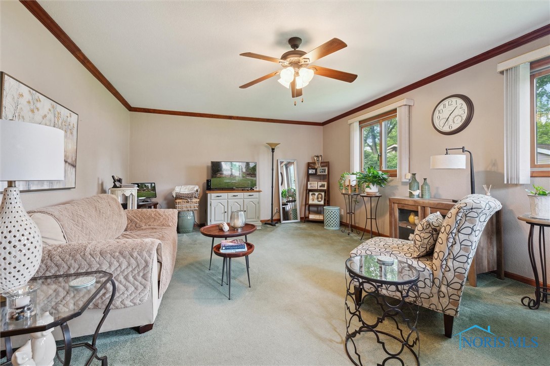 2340 Green Valley Drive, Toledo, Ohio image 15
