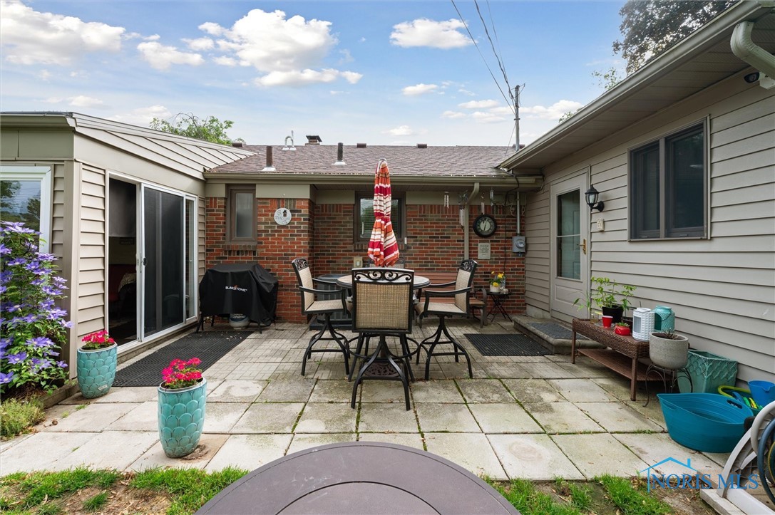 2340 Green Valley Drive, Toledo, Ohio image 26