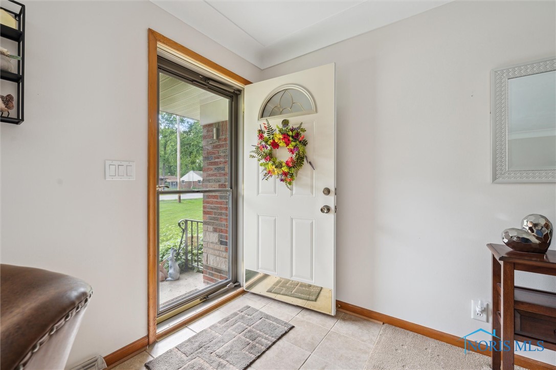 2340 Green Valley Drive, Toledo, Ohio image 5