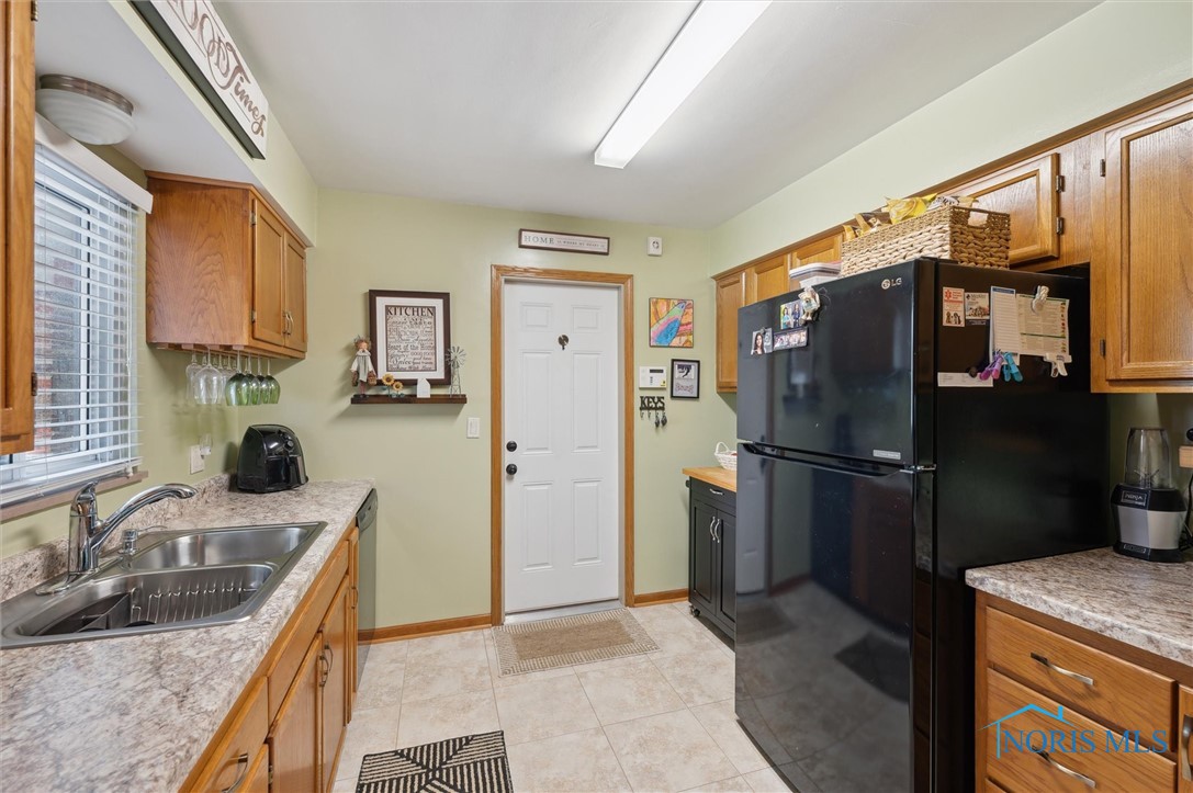 2340 Green Valley Drive, Toledo, Ohio image 12