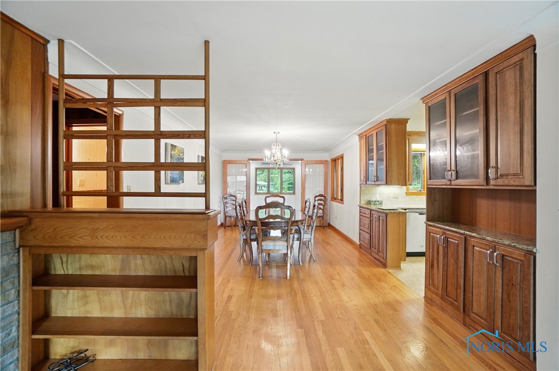 426 Hillcrest Drive, Bowling Green, Ohio image 5