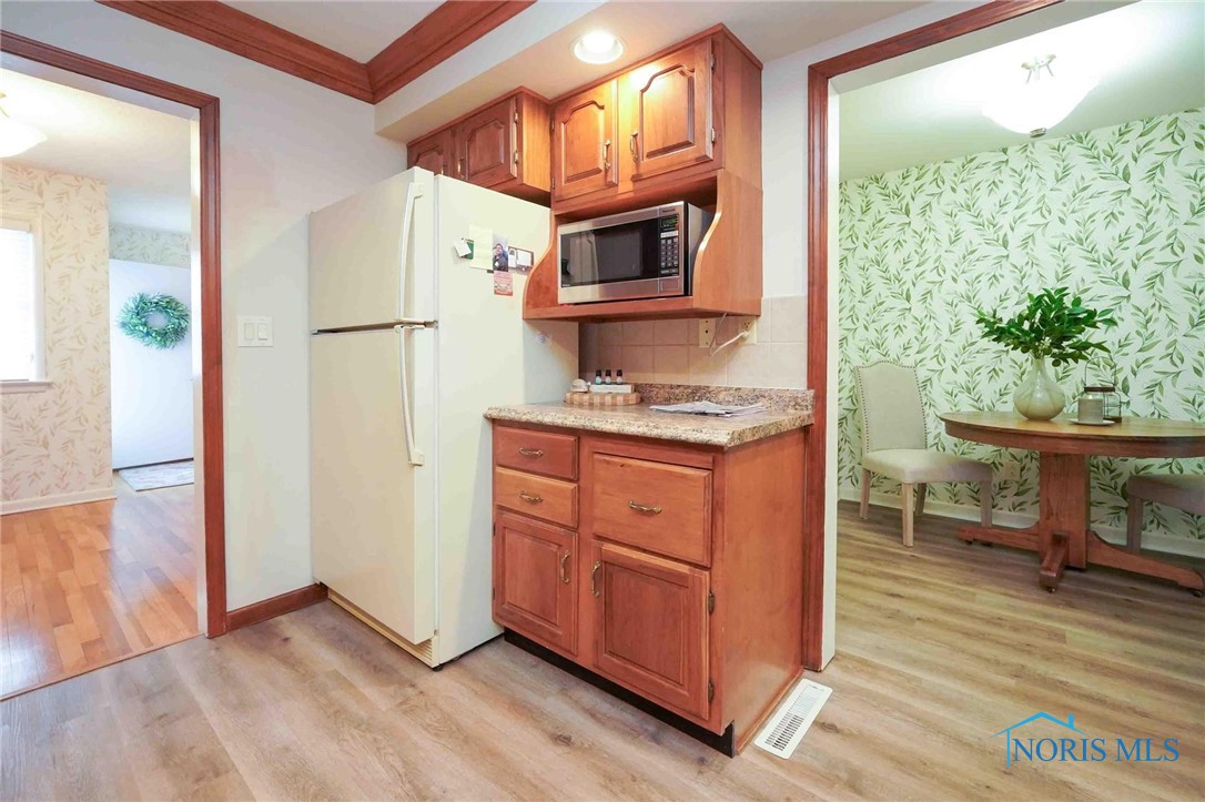 306 Elizabeth Avenue, Findlay, Ohio image 13
