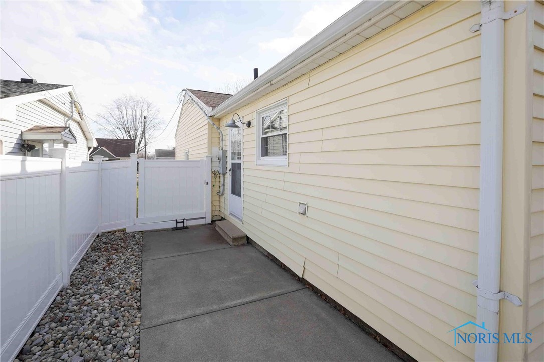 306 Elizabeth Avenue, Findlay, Ohio image 37