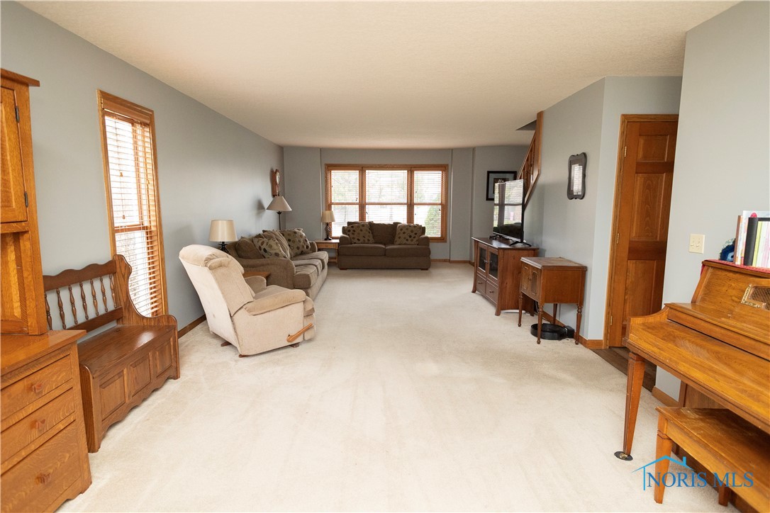 1405 Cypress Lake Lk, Findlay, Ohio image 19