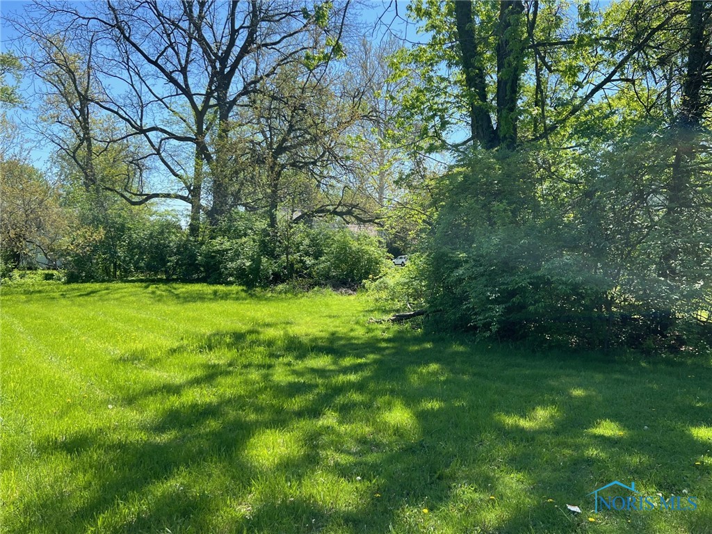 1055 Nela Parkway, Toledo, Ohio image 3