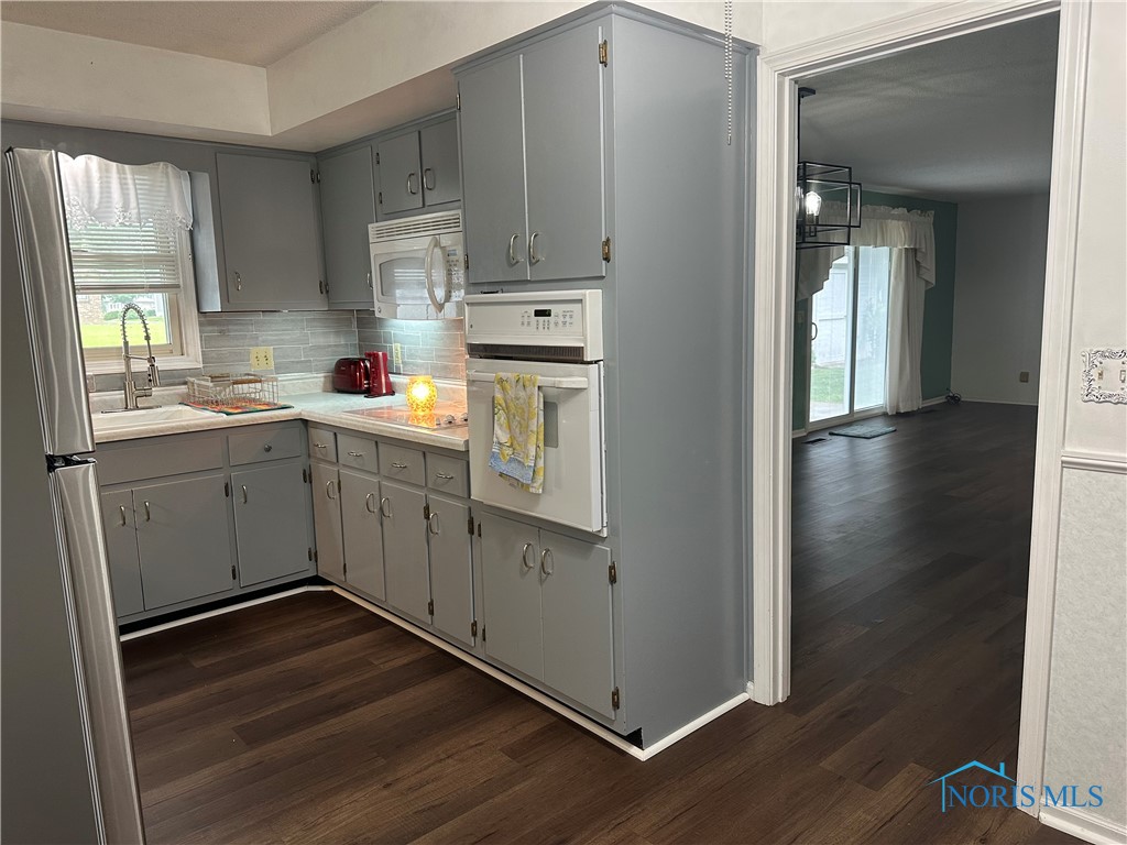 1104 Fairlawn Drive, Bryan, Ohio image 5