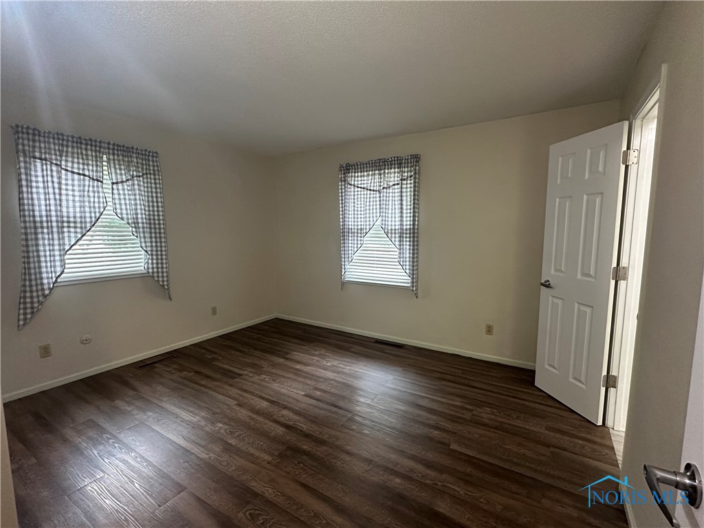 1104 Fairlawn Drive, Bryan, Ohio image 23