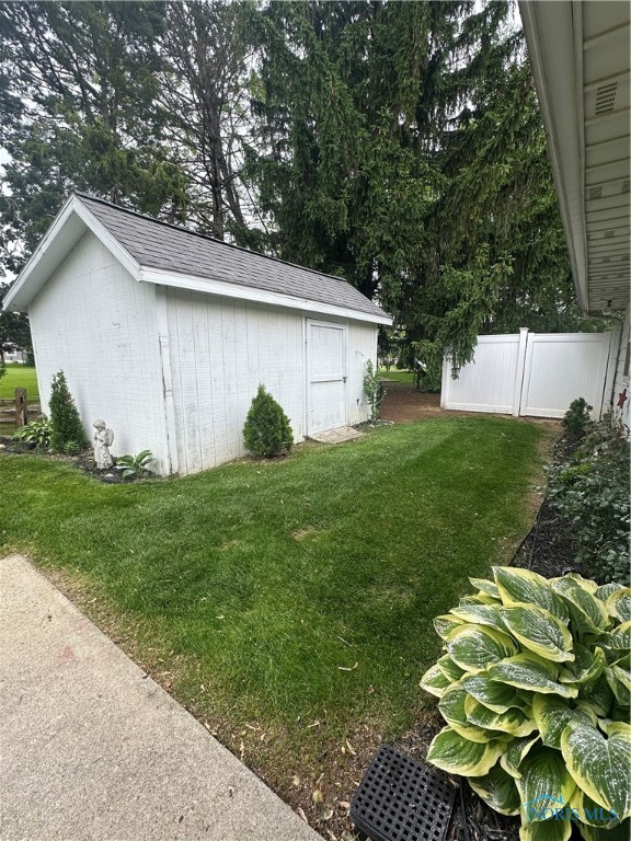 1104 Fairlawn Drive, Bryan, Ohio image 29