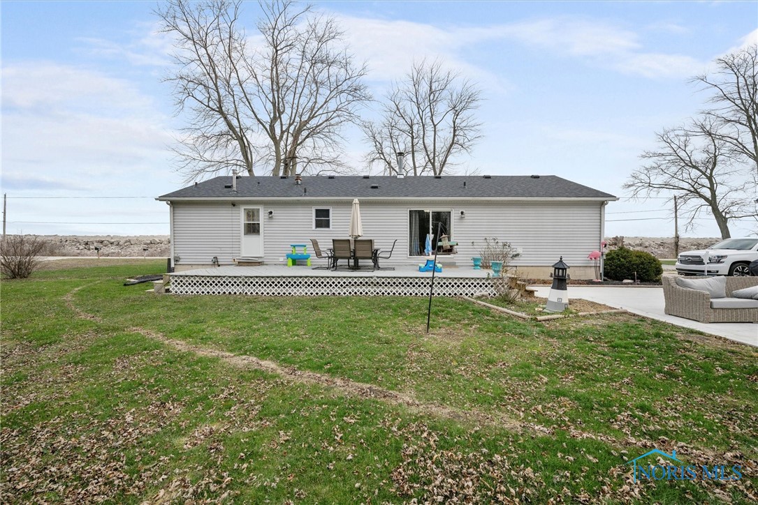 11440 Lakeway Drive, Curtice, Ohio image 33