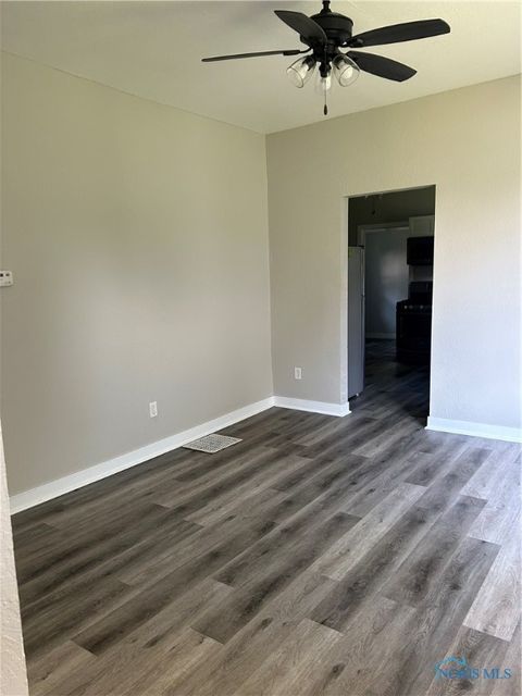 Tiny photo for 4112 Lewis Avenue, Toledo, OH 43612 (MLS # 6134695)