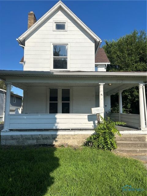Tiny photo for 4112 Lewis Avenue, Toledo, OH 43612 (MLS # 6134695)
