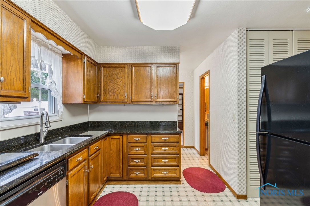 832 Maple Lane, Waterville, Ohio image 15
