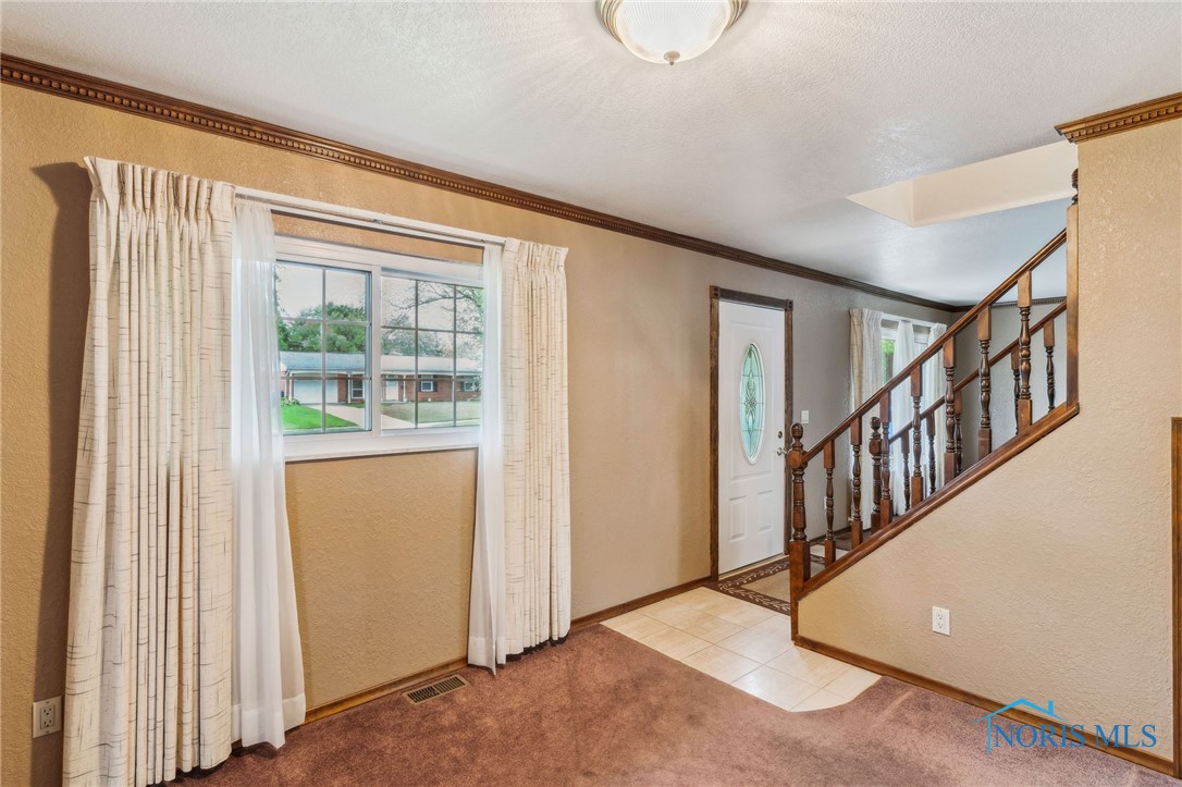 832 Maple Lane, Waterville, Ohio image 7
