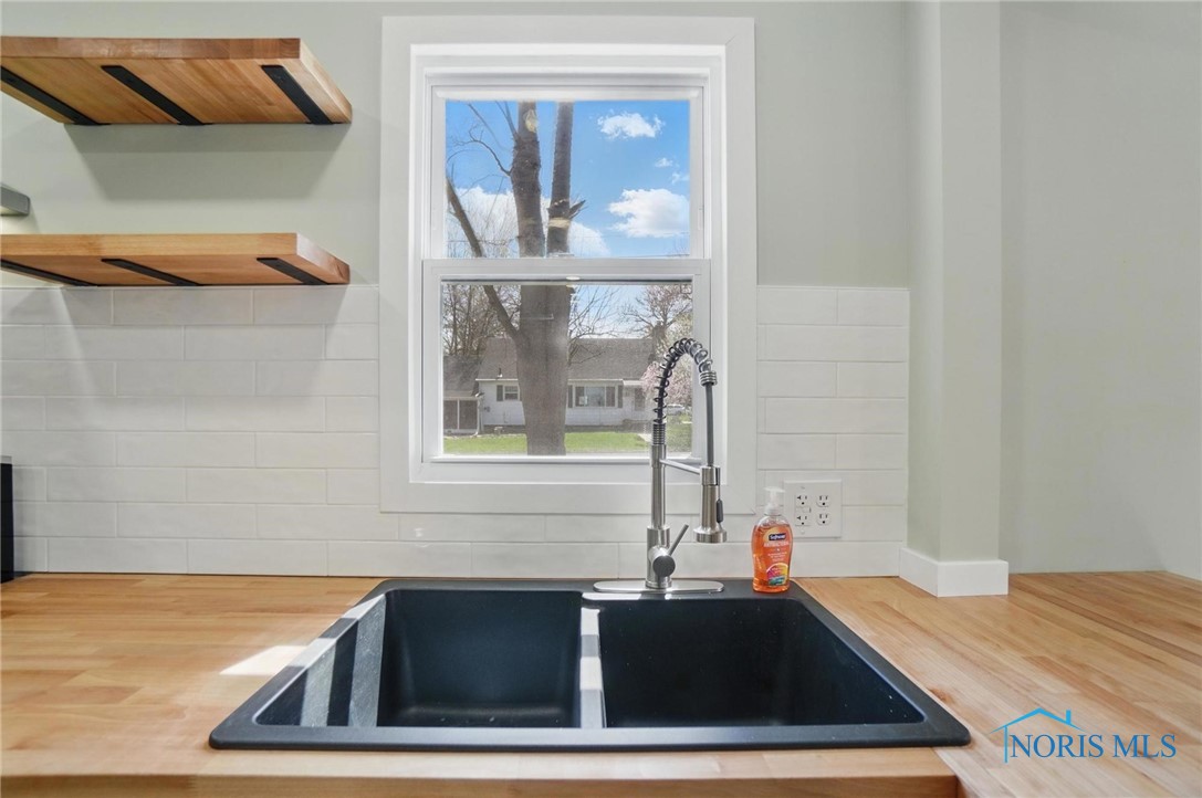 5604 Chippewa Road, Toledo, Ohio image 16