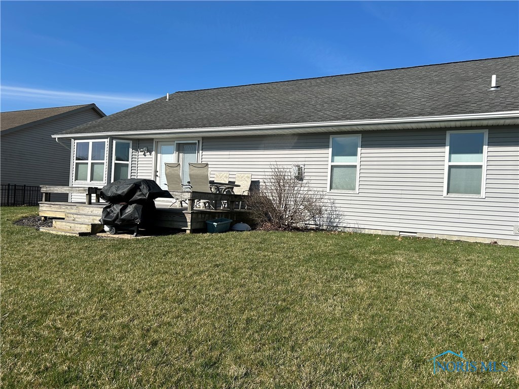 307 Winter Pine Drive, Findlay, Ohio image 9