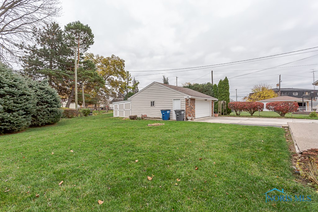 5838 Fleming Drive, Toledo, Ohio image 6