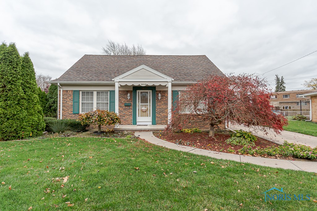 5838 Fleming Drive, Toledo, Ohio image 1