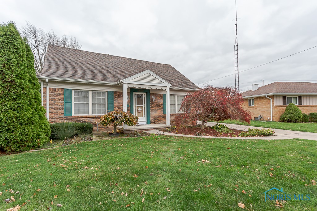 5838 Fleming Drive, Toledo, Ohio image 2