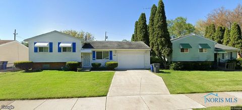 Photo of 619 Pinewood Avenue, Toledo, OH 43604 (MLS # 6136326)