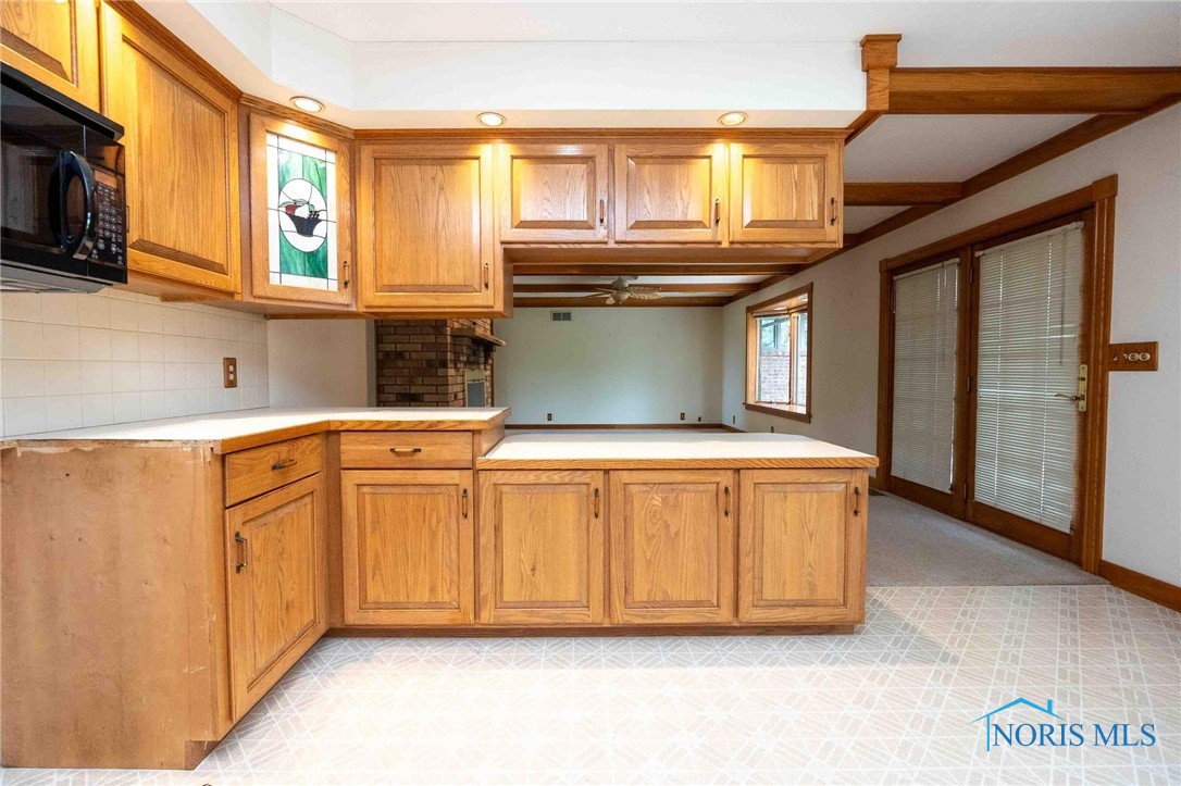 Findlay, Ohio 45840, United States, 4 Bedrooms Bedrooms, ,3 BathroomsBathrooms,Residential,Pending,165753