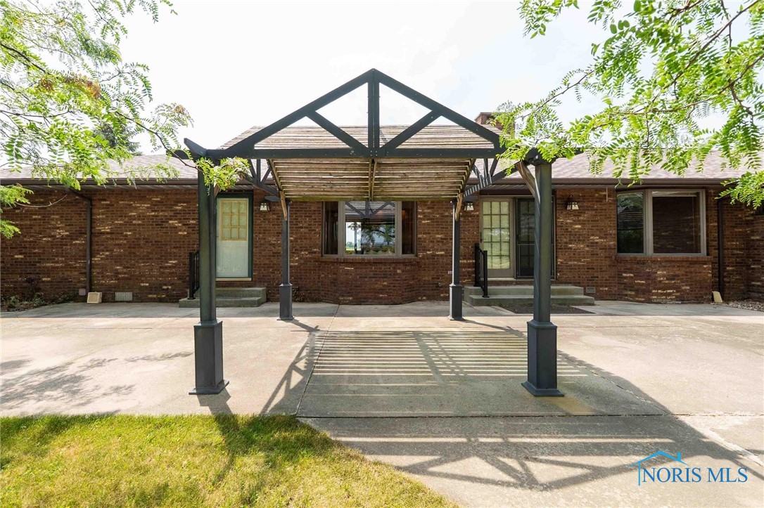 Findlay, Ohio 45840, United States, 4 Bedrooms Bedrooms, ,3 BathroomsBathrooms,Residential,Pending,165753