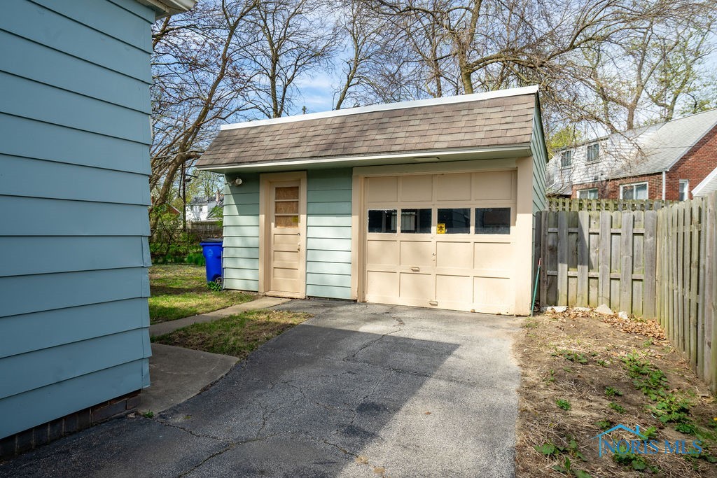 1007 Cuthbert Road, Toledo, Ohio image 3