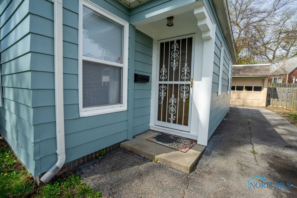 1007 Cuthbert Road, Toledo, Ohio image 8