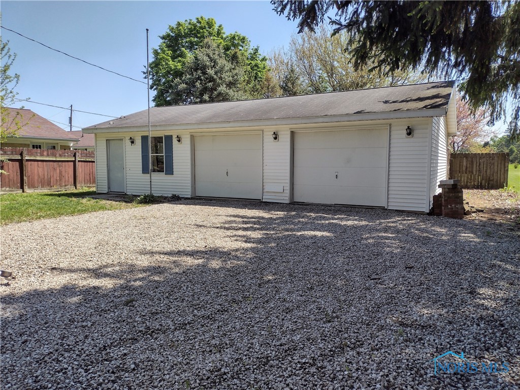S832 County Road 20b, Archbold, Ohio image 4