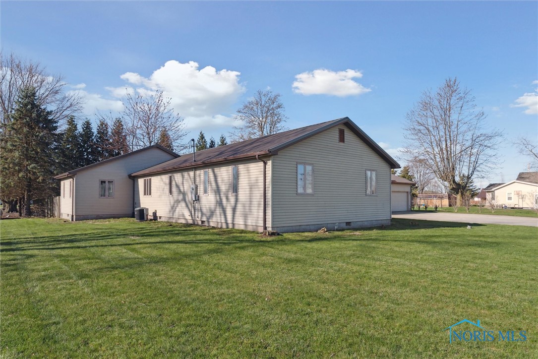 106 Saint Clair Street, Continental, Ohio image 2