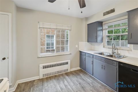 Tiny photo for 2627 Latonia Boulevard, Toledo, OH 43606 (MLS # 6136493)