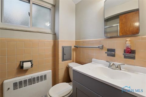 Tiny photo for 2627 Latonia Boulevard, Toledo, OH 43606 (MLS # 6136493)