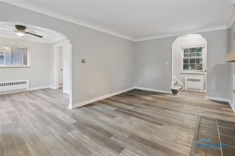 Tiny photo for 2627 Latonia Boulevard, Toledo, OH 43606 (MLS # 6136493)