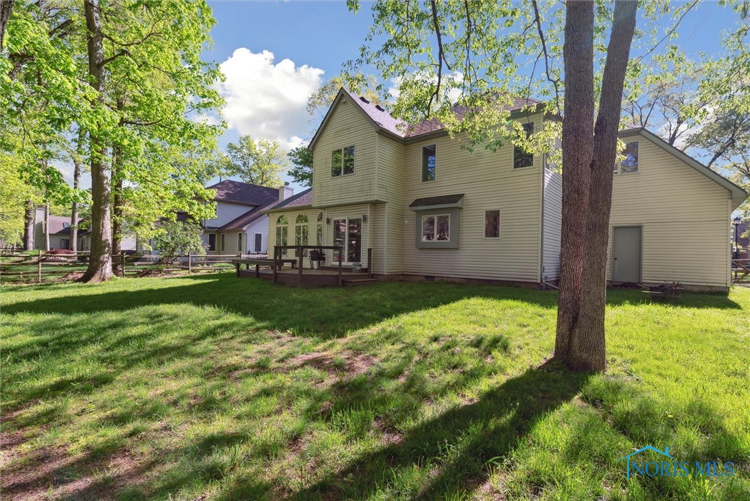 544 Jacqueline Court, Holland, Ohio image 2