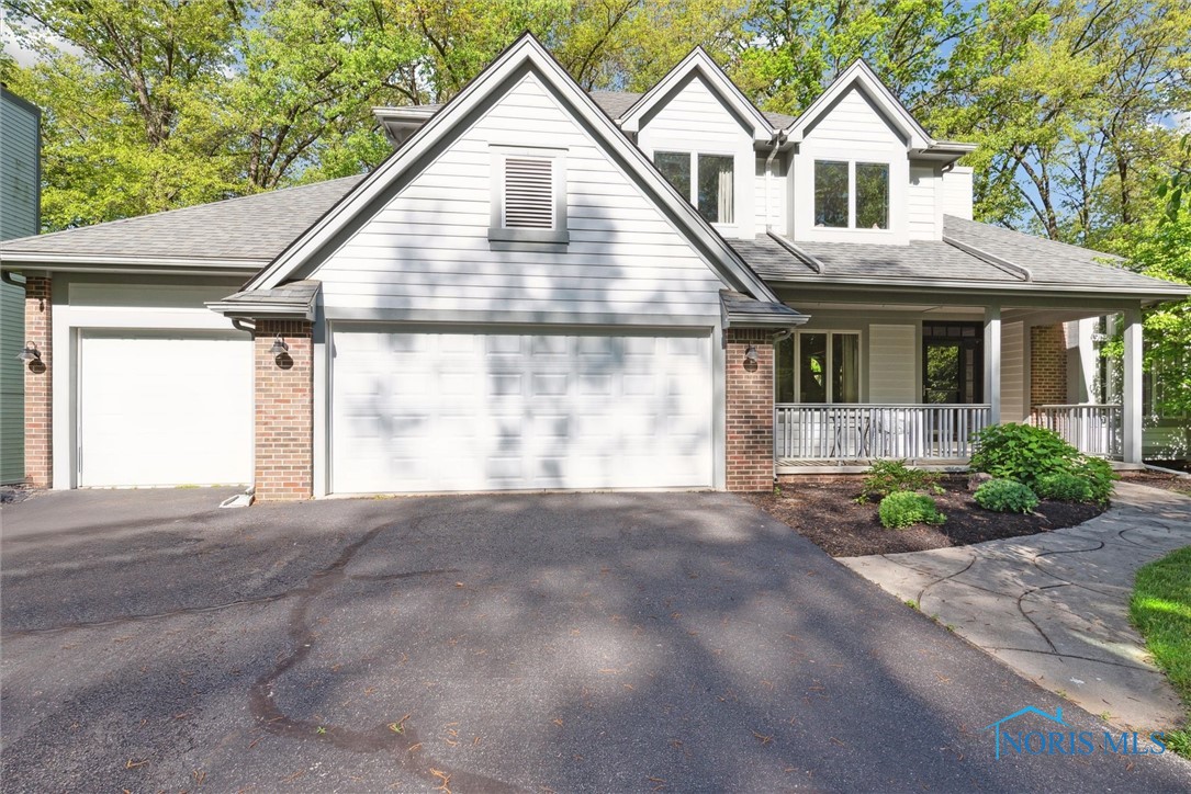544 Jacqueline Court, Holland, Ohio image 3