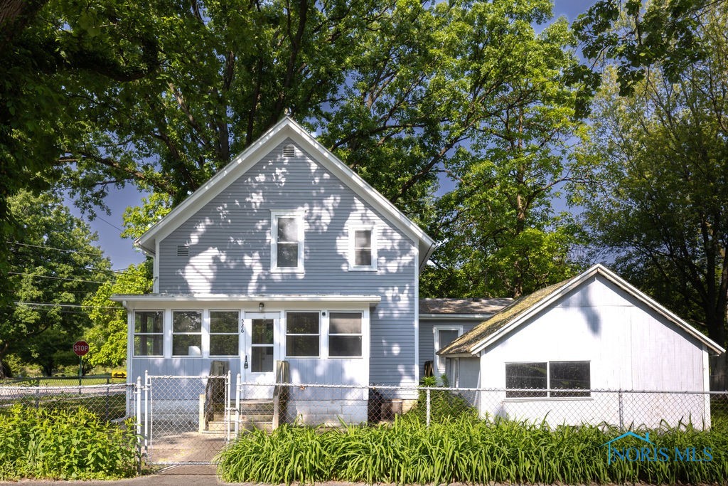 526 W Garfield Avenue, Swanton, Ohio image 9