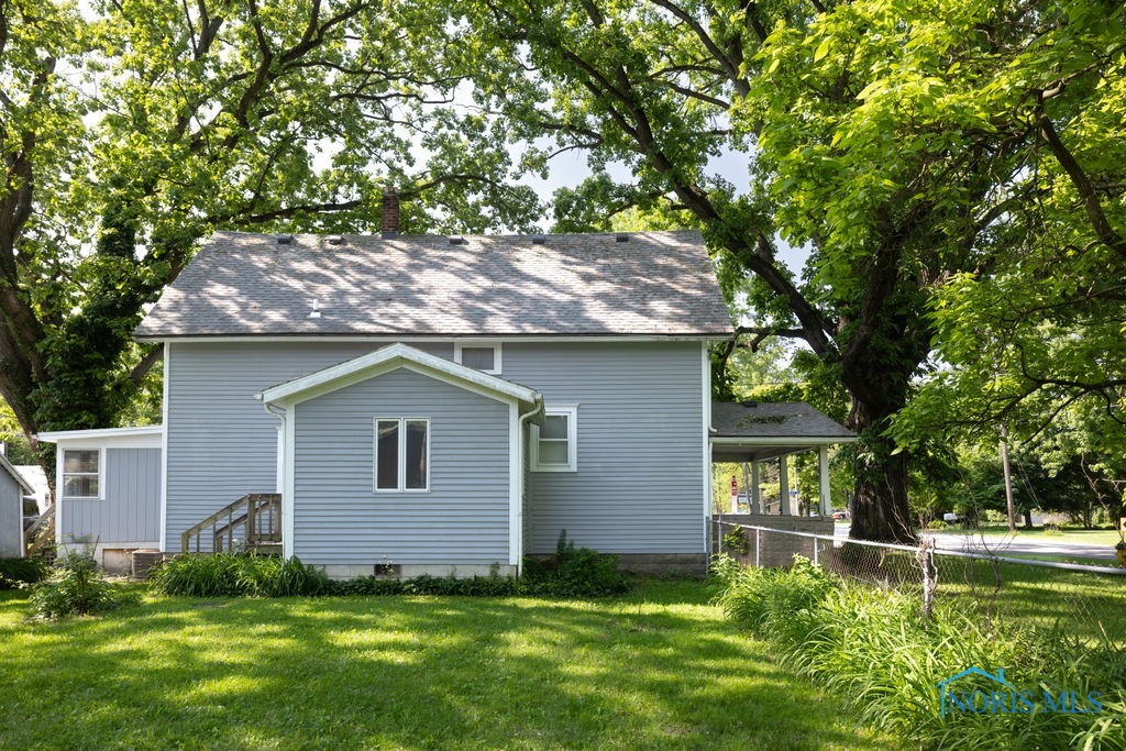 526 W Garfield Avenue, Swanton, Ohio image 11